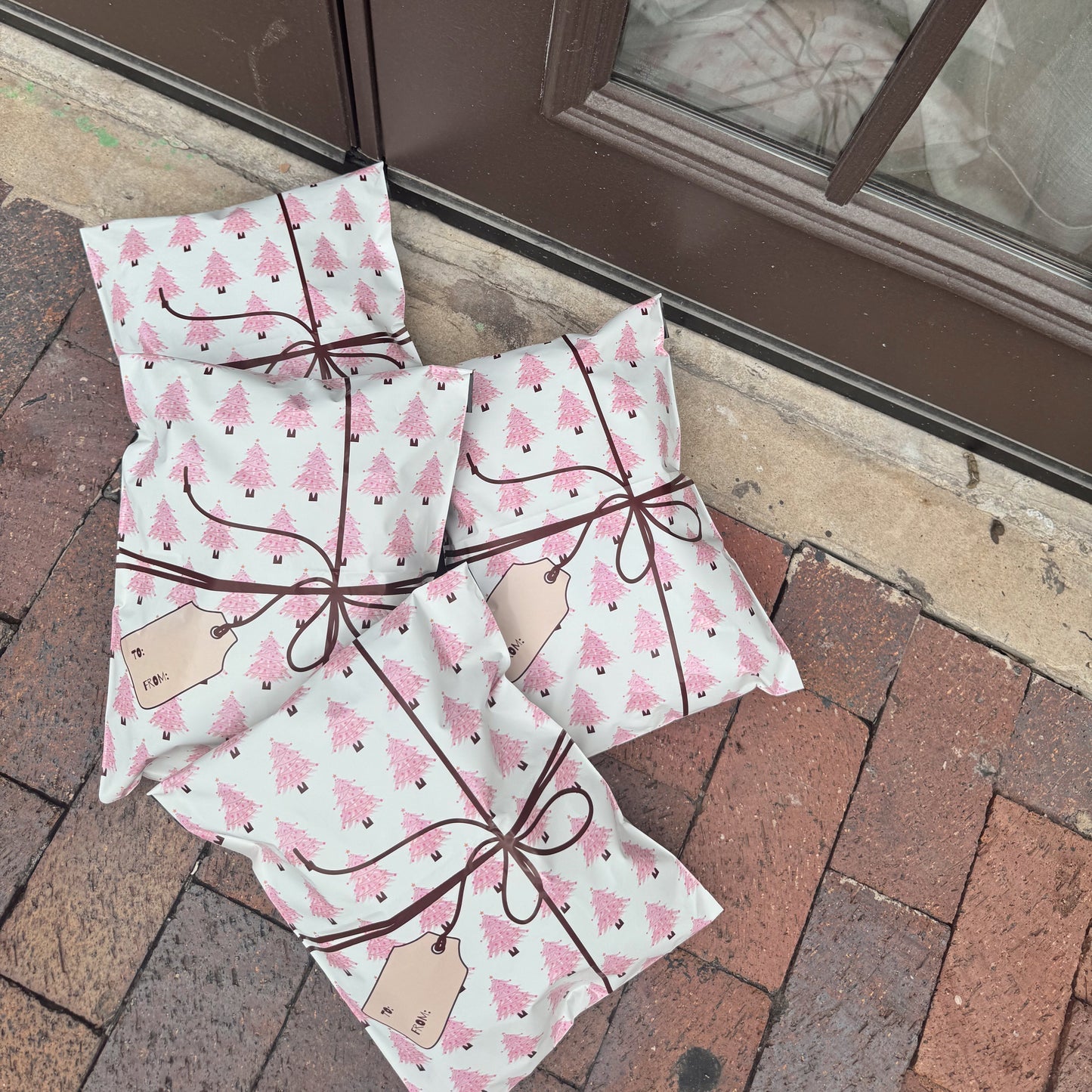 10x13" Pink Christmas Poly Mailer
